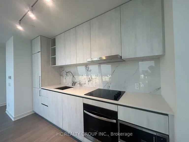 8 Wellesley St W #5108 — Photo 4