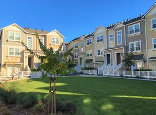 861 Sycamore Loop, Mountain View, CA 94043