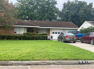 10414 Broadstairs St, Houston, TX 77013