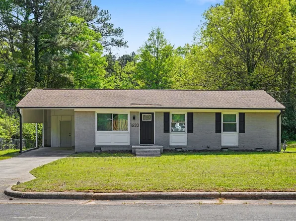 1633 Bruce Cir, Raleigh, NC 27603