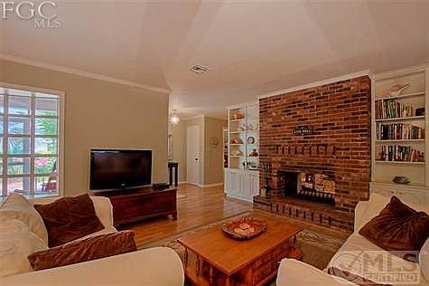 1st image of 1405 Jamaica Dr