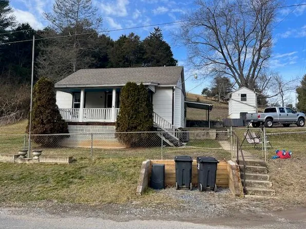 714 Penn Hollow Rd, Buchanan, VA 24066