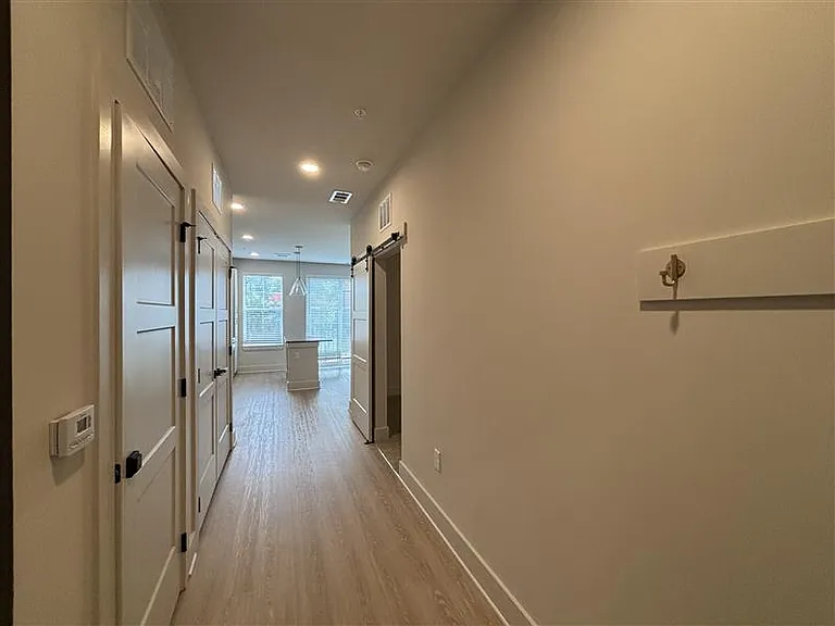 District on the Etowah Apartments — Photo 55