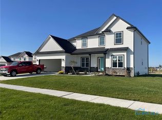 1376 Roberts Cir, Waterville, OH