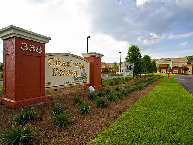 Chatham Pointe — Photo 3