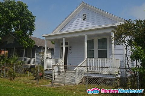 1st image of 4024 Bernardo De Galvez Ave