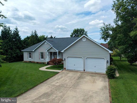 3rd image of 29786 Standish St