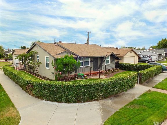 2nd image of 12368 207th St