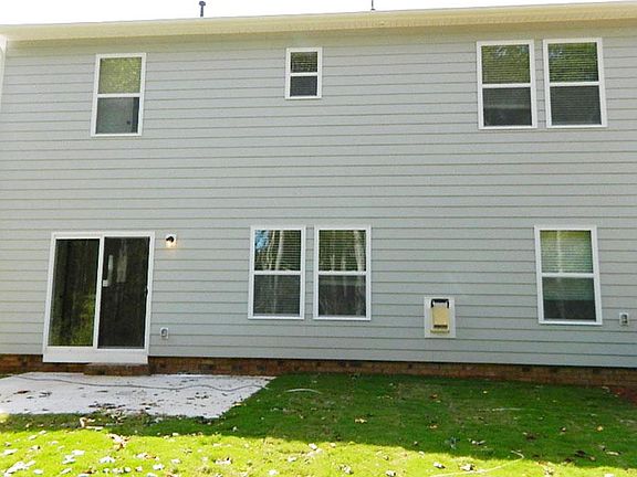 Located on 0040 in Sutton Mill - Park Collection in FORT MILL, SC