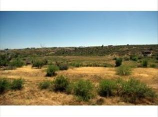 20157 E Lakeside Rd, Cordes Lakes, AZ 86333