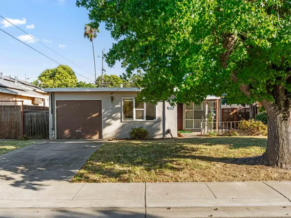 1960 La Jolla Dr, Stockton, CA 95204