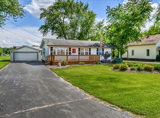 1337 E Division St, Lockport, IL 60441