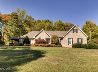 214 Woodhaven Dr, Vonore, TN 37885