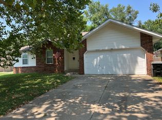 1435 E Berkeley St, Springfield, MO 65804
