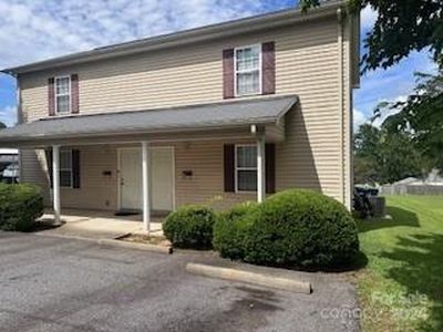 505 W Main St, Maiden, NC, 28650