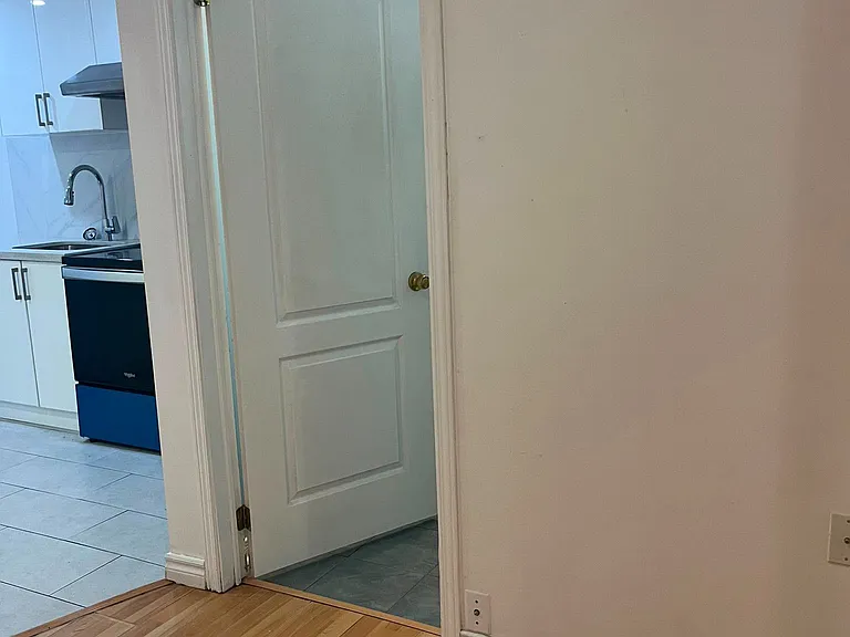 51 Casabel Dr — Photo 5