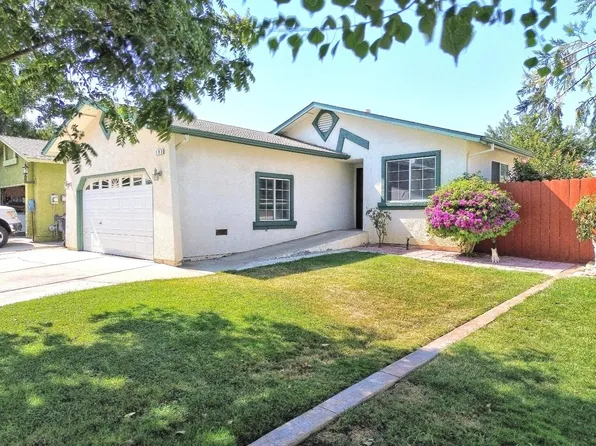 195 Brook Hollow Dr, Patterson, CA 95363