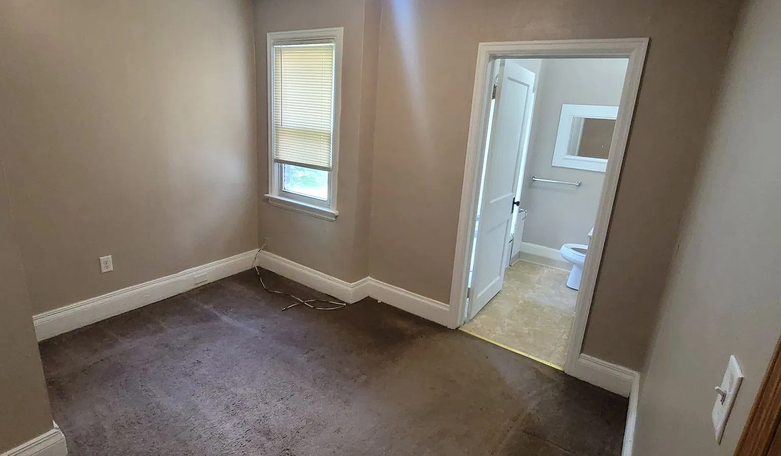 Duluth MN - 5 bed - 2 bath - single family home — Photo 4