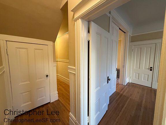 2nd image of 2211 Pine St