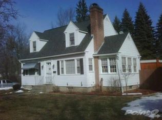 11 Francis St, Greenfield, MA 01301