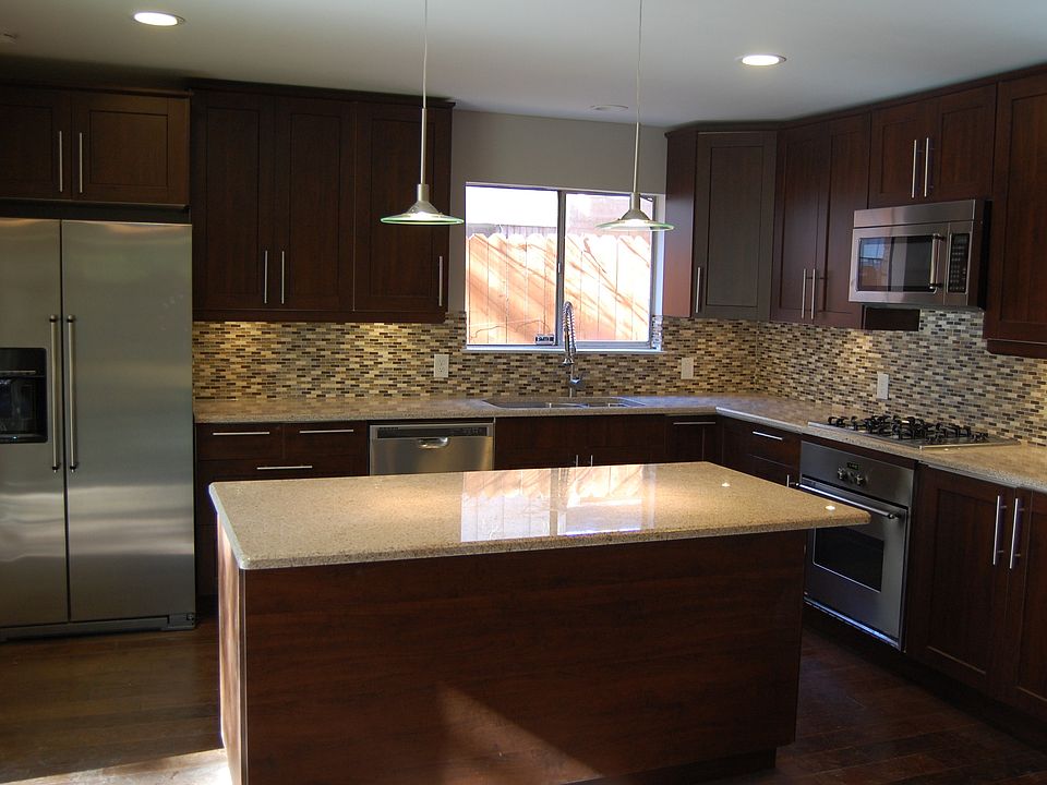 Cook's kitchen with stainless steel appliances