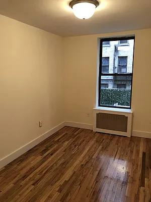 Rented by Your Vanity Realty | media 40