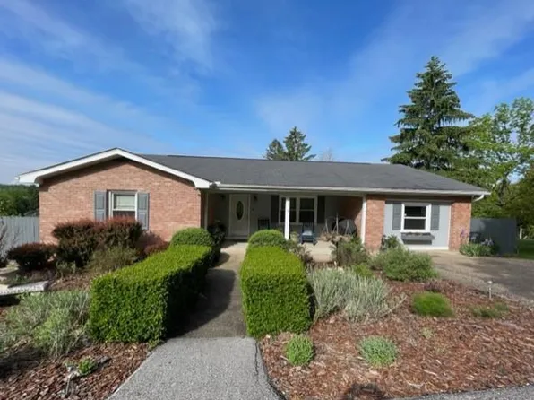 107 Black Hawk Drive, Wheeling, WV 26003