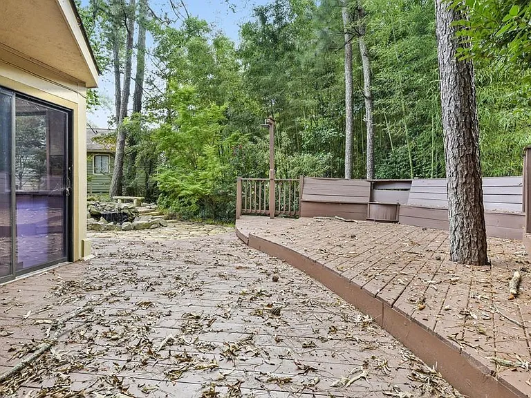 1000 Muirfield Dr — Photo 4