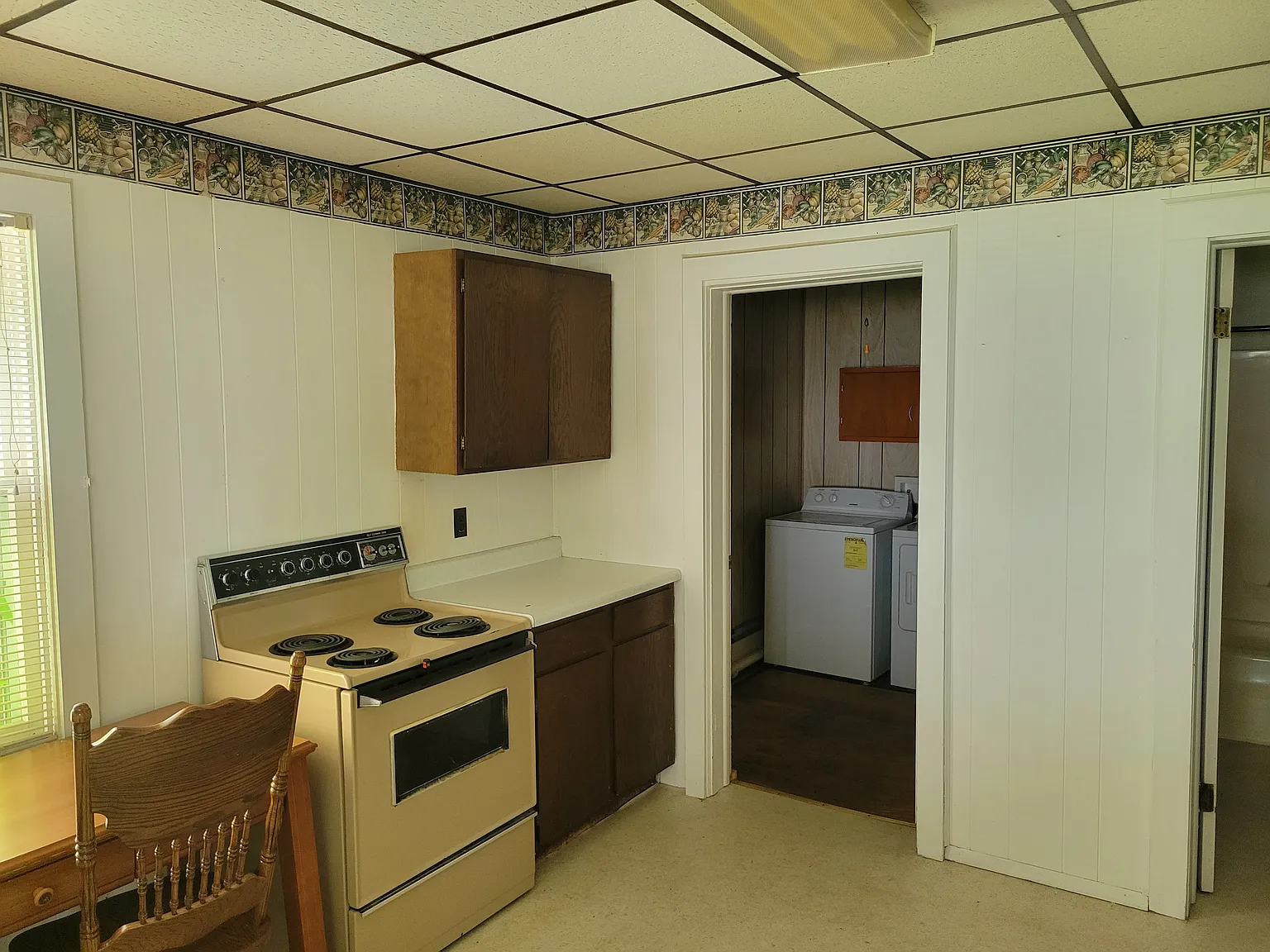 3 bed, $1,150 — Photo 2