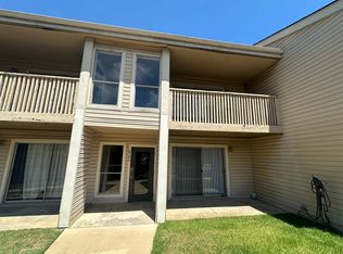 Whispering Oaks, Memphis, TN 38120