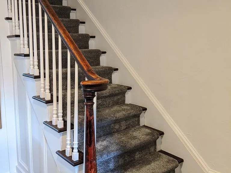 34 Pleasant St — Photo 8