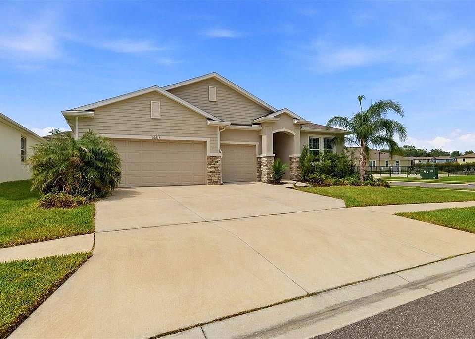 1st image of 32337 CONCHSHELL SAIL STREET