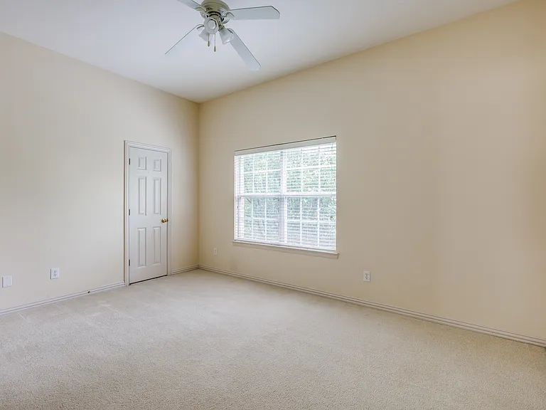 8701 Mandevilla Dr — Photo 26