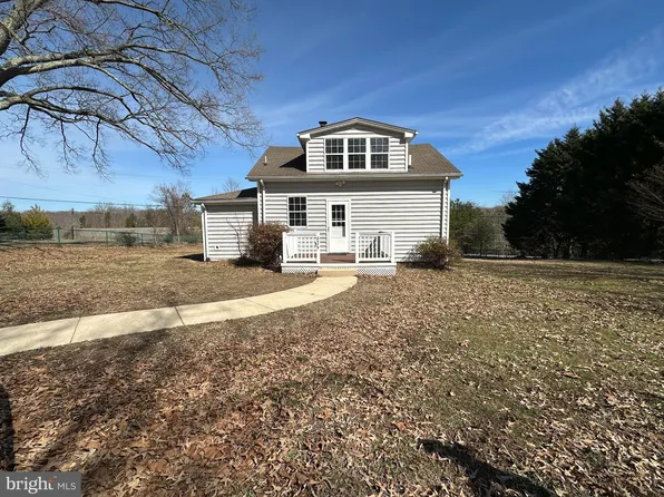 8579 Nursery Rd, Lusby, MD 20657