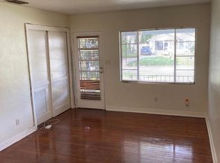 144 E Esther St, Orlando, FL 32806