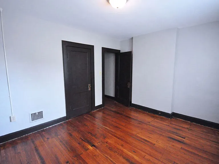 388 Hanford St — Photo 7