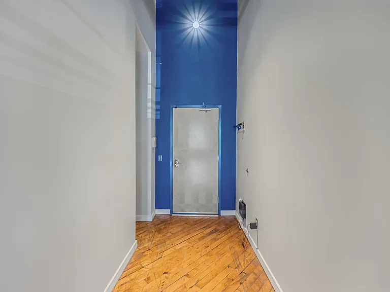 1400 Rosa L Parks Blvd #112 — Photo 4