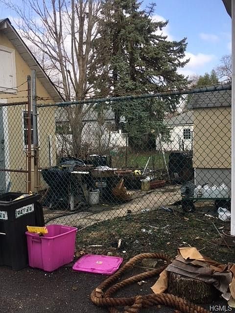 2nd image of 86 Florence Ave