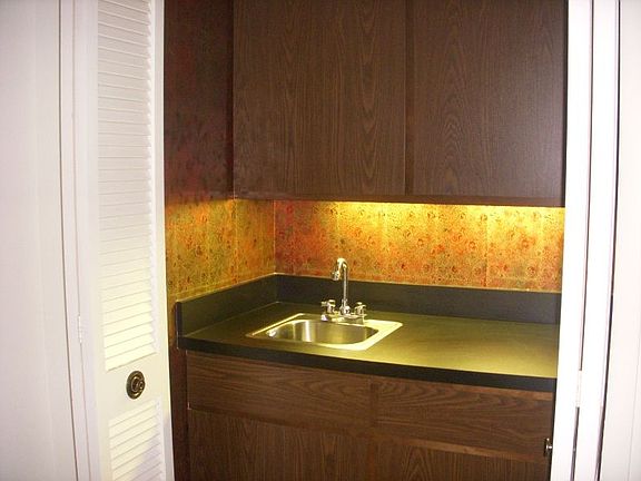 3rd image of 885 Spicers Ln