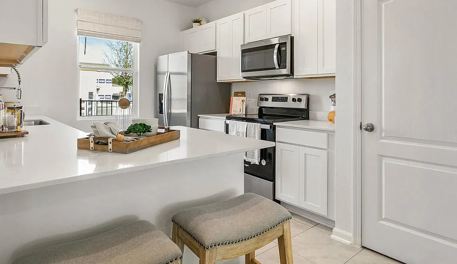 3 Bed 2.5 Bath Townhome in Stokes Landing - Pet Friendly, Energy Efficient, Lawn-Care Included! — Photo 4