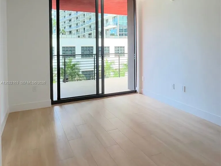 90 NE 32nd St #510 — Photo 15