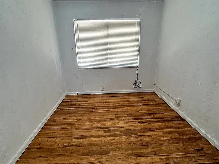 3 bed, 1.0 bath, 1618 sqft, $1,825 — Photo 3