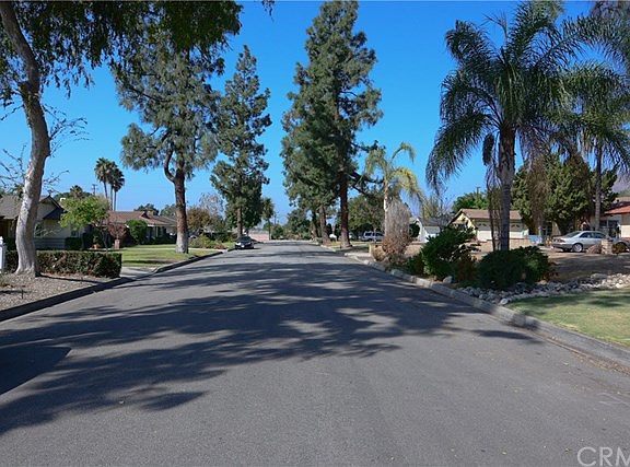 4th image of 1147 La Flora Ln