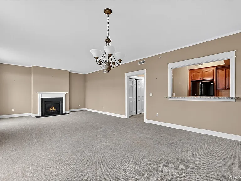 15 Cropsey St #15-3A — Photo 9