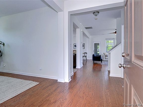 4th image of 3355 Hickory Neck Blvd