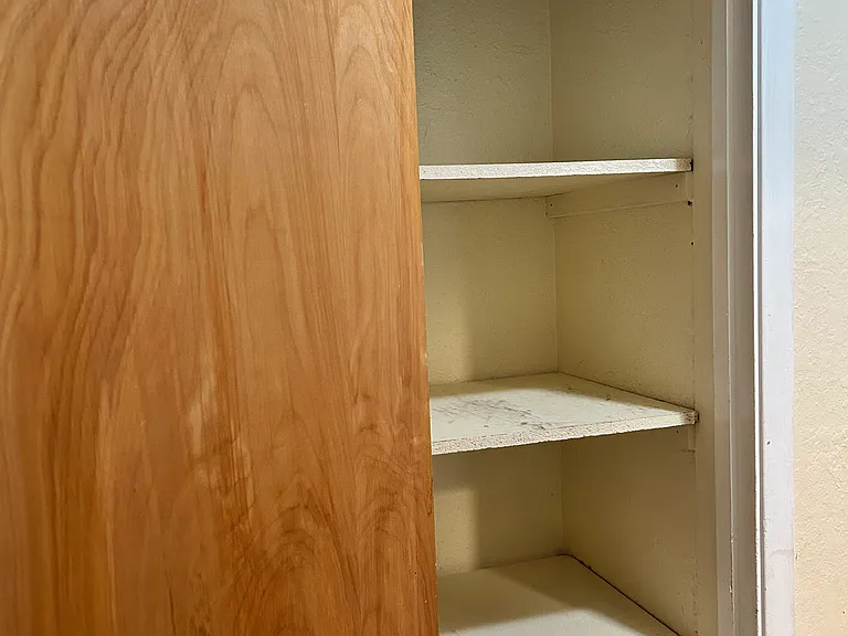 700 Calhoun St #205 — Photo 4