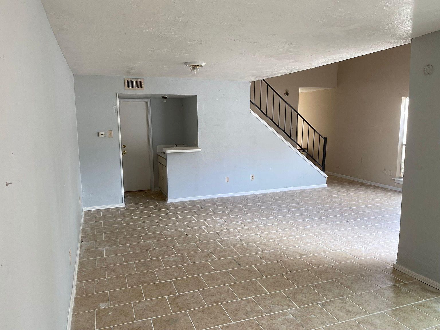 5747 Easthampton Dr UNIT B, Houston, TX 77039 | Zillow