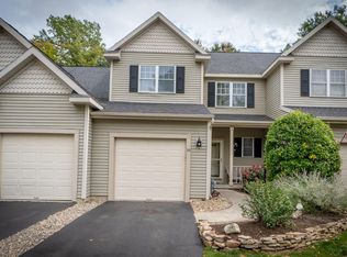 33 Donegal Way, Saratoga Springs, NY 12866