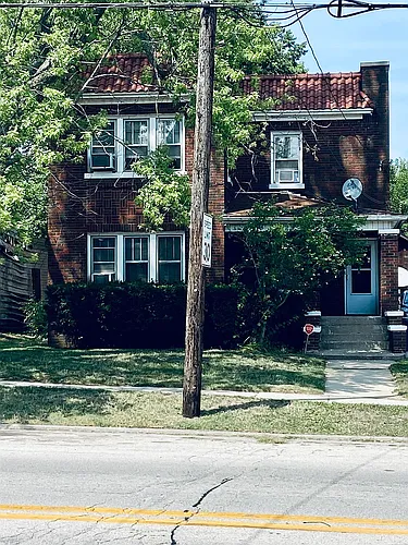 1409 Montague St Photo 1