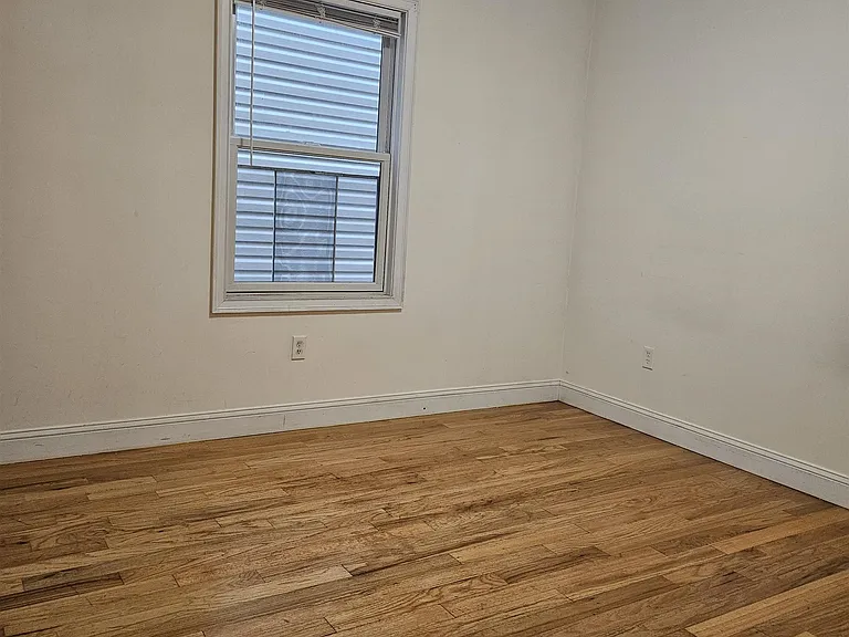 85 Oakland Ave #1 — Photo 17